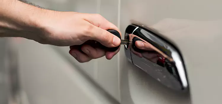 Why Choose Our Auto Locksmith Team in Lethbridge, AB?